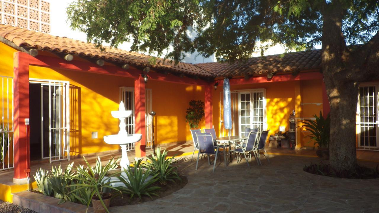 Central Bed & Breakfast La Paz Exterior photo